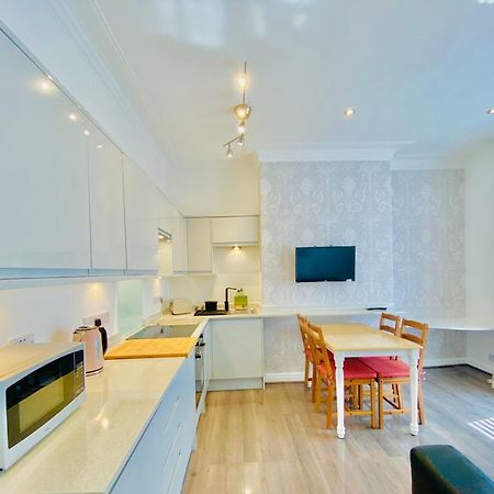 York City Center Apartments With Free Private Parking المظهر الخارجي الصورة