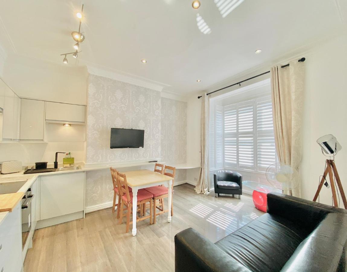 York City Center Apartments With Free Private Parking المظهر الخارجي الصورة